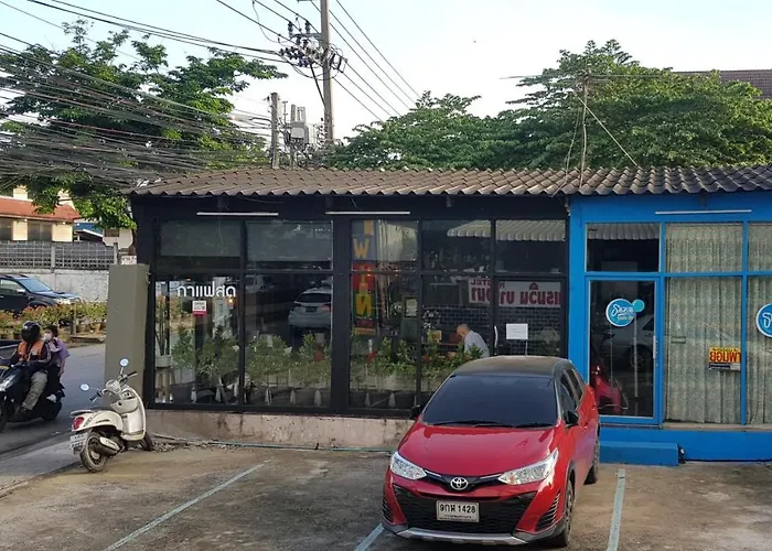 โรงแรมวินบางนา Win Bangna Bangkok