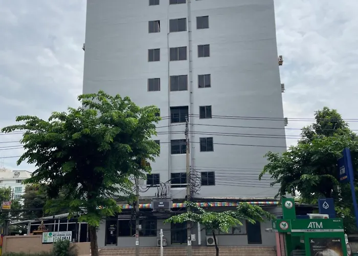 Hotel โรงแรมวินบางนา Win Bangna 3*