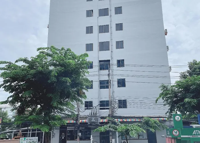 โรงแรมวินบางนา Win Bangna 3* Bangkok