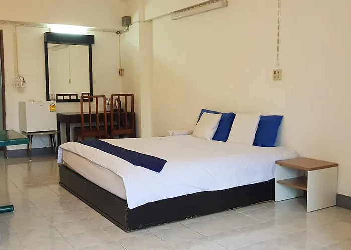 โรงแรมวินบางนา Win Bangna Hotel 3*